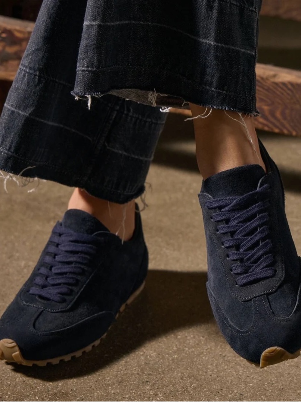 🆕 James Perse Suede Low Running Shoes